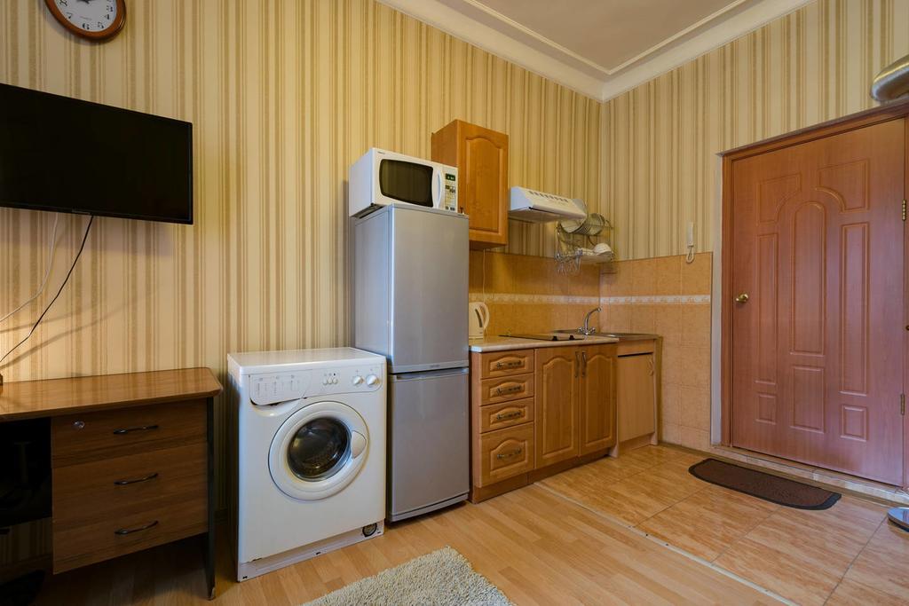 Nadezhda Apartments On Kabanbay Batyr 122 Alma-Ata Exteriör bild